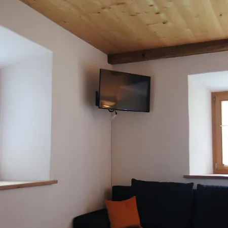 Chasa Pro La Tuor Pitschna * Ardez